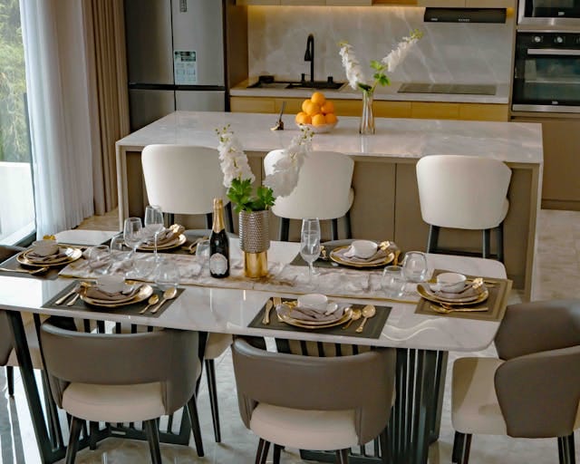 how-to-choose-the-right-dining-table-thehomesinfo